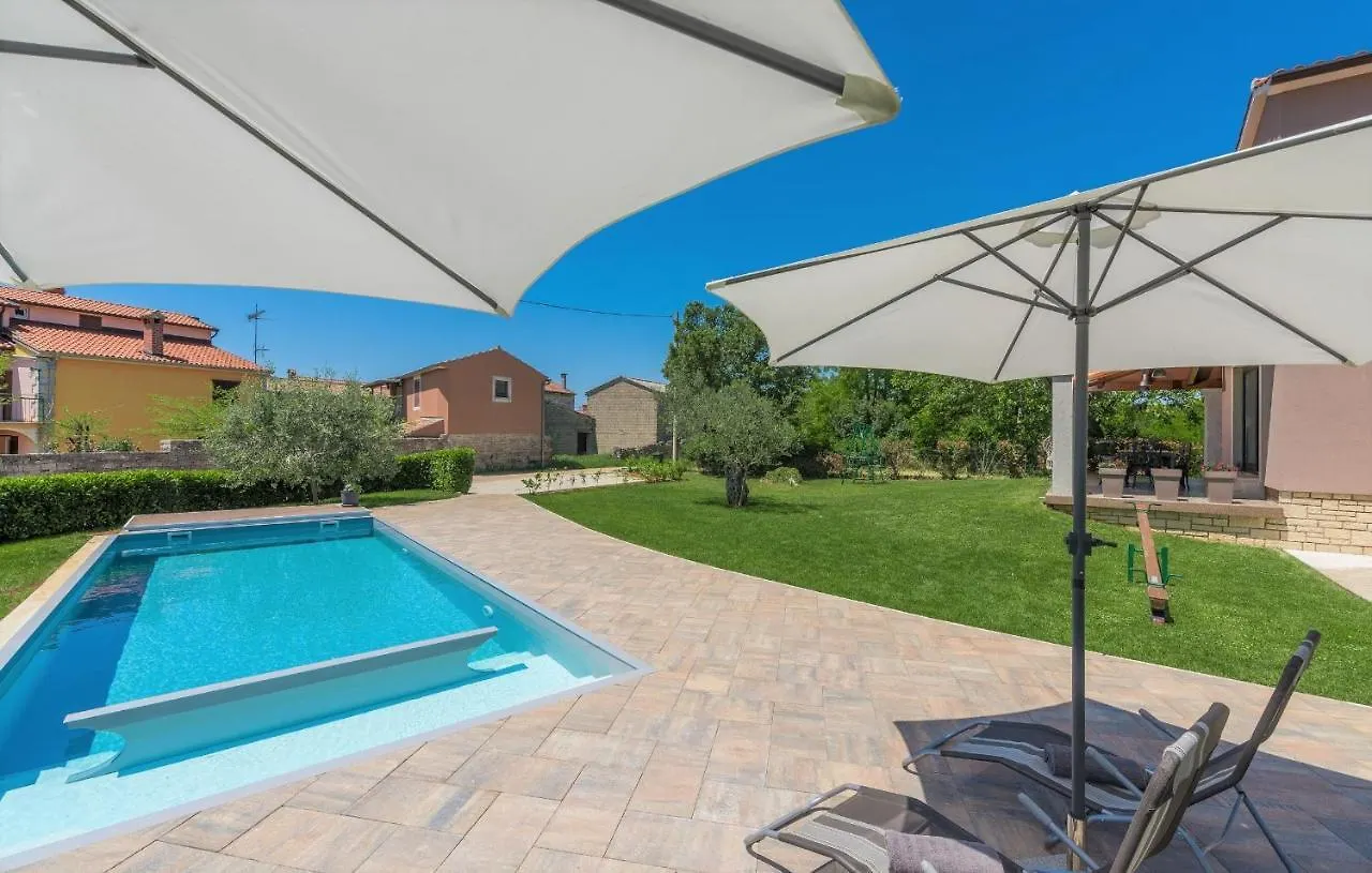 Holiday home Holiday House Vita Tinjan